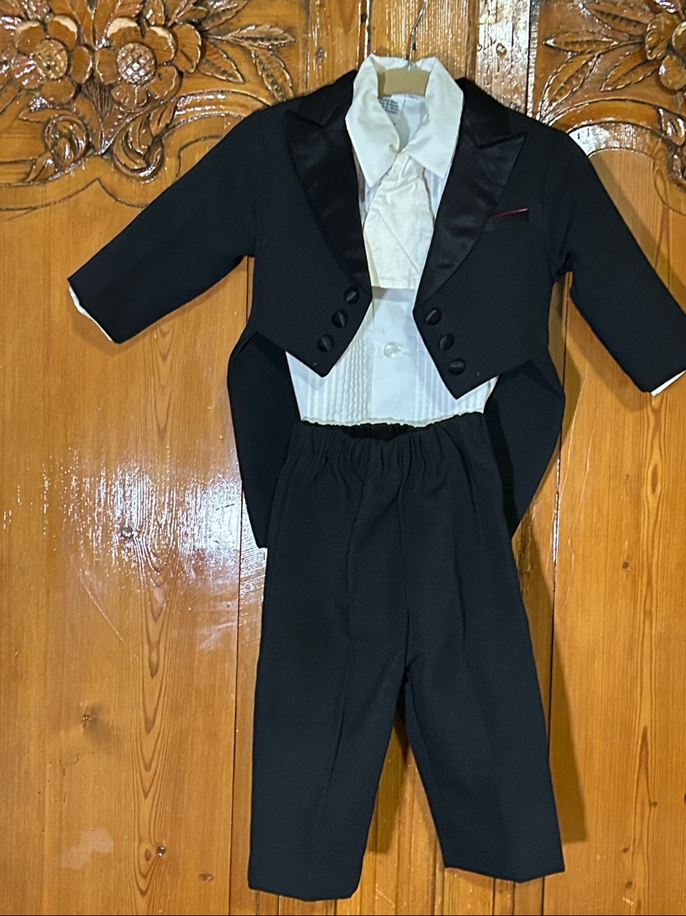 Lito Boys “Tails” Tux 3 Piece size Toddler medium - Picture 2 of 13